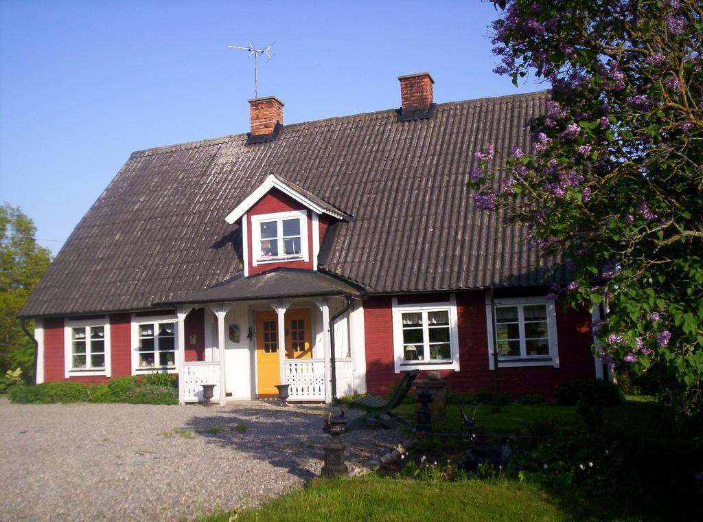 Thorstorps Gard B&B Soderkoping Exterior photo