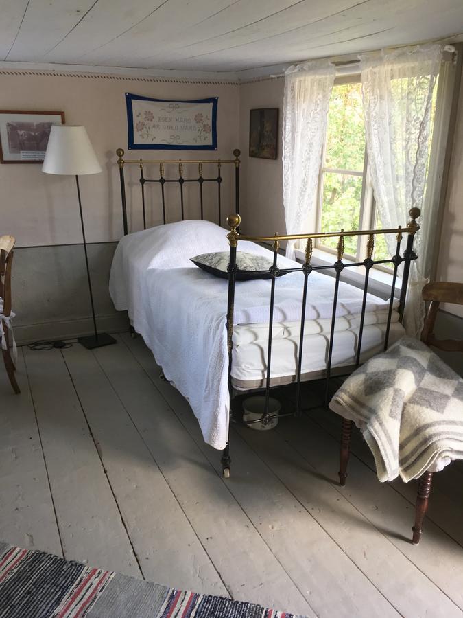 Thorstorps Gard B&B Soderkoping Exterior photo